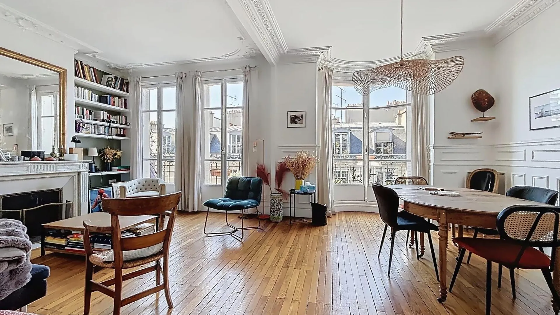 Large Family Duplex Near Parc Monceau Apartment Paris 0*,  France