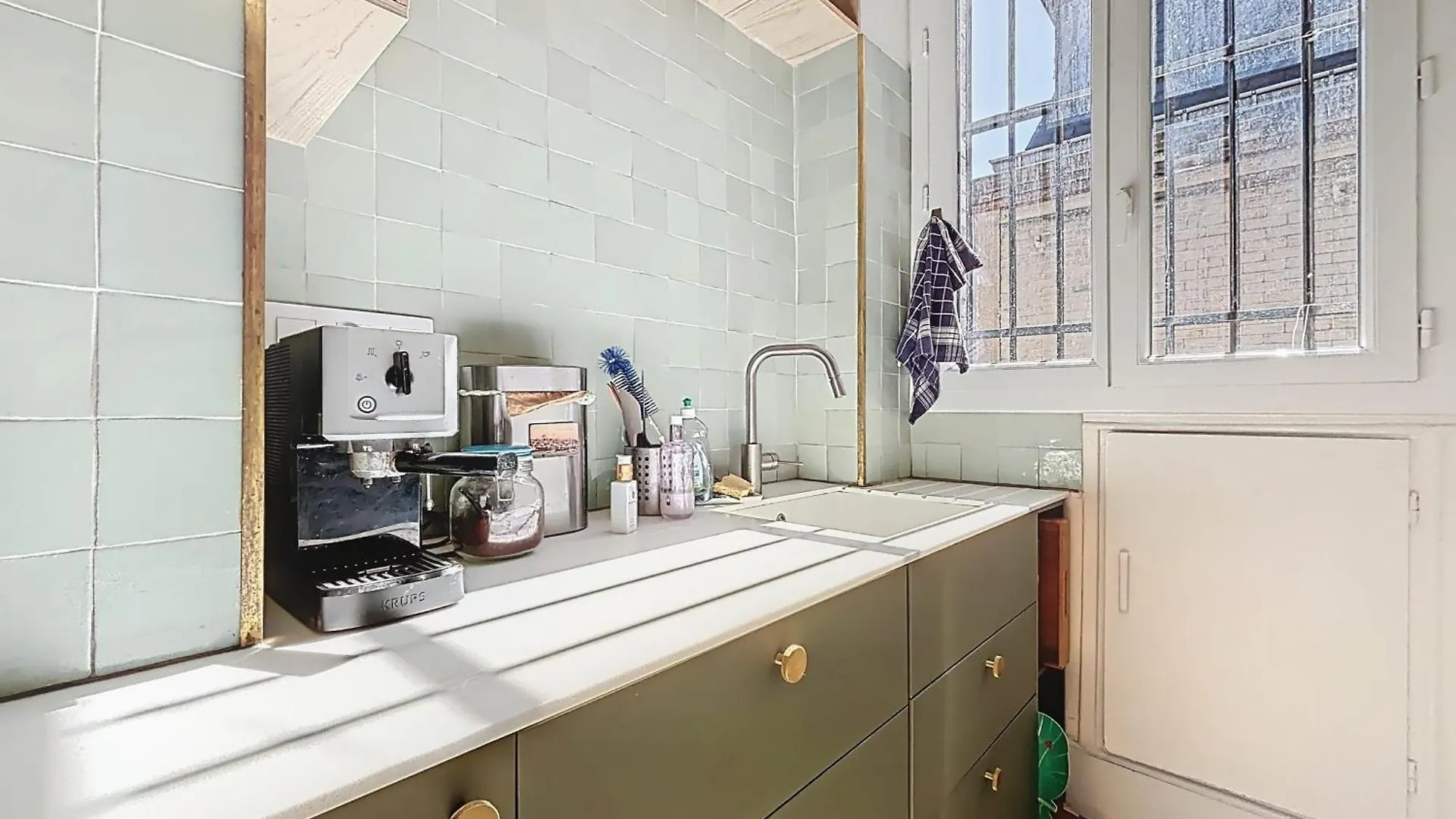 Large Family Duplex Near Parc Monceau Apartment Paris